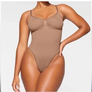 LOW BACK THONG BODYSUIT Sierra